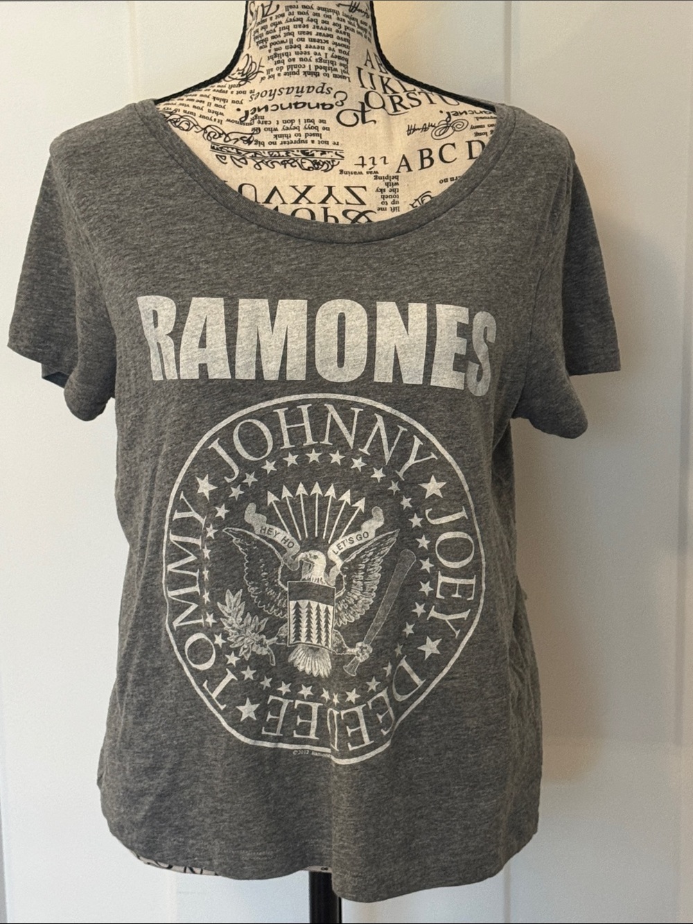Ramones Logo Tee in Heather Gray